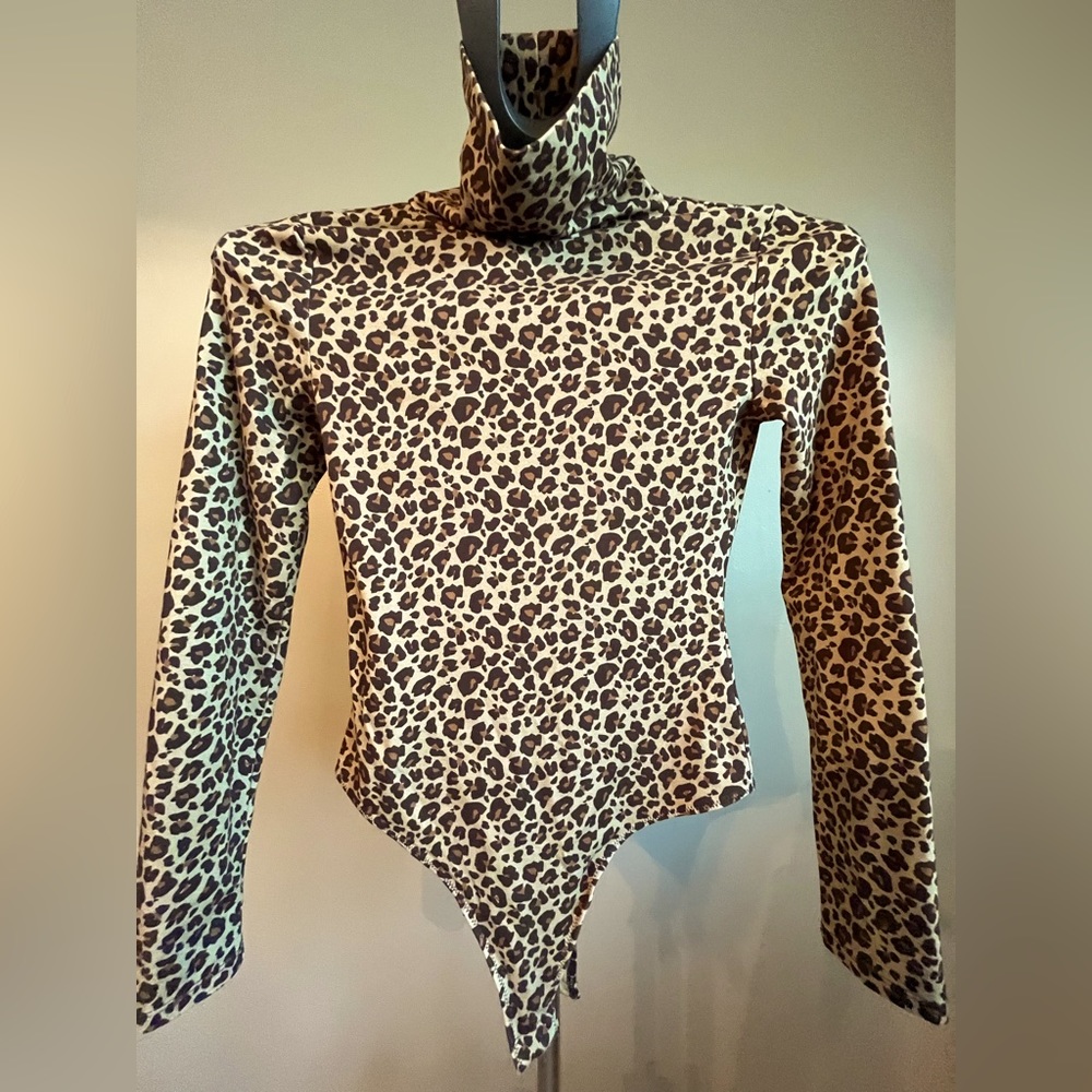 Lovers + Friends Cheetah Print Bodysuit, Small